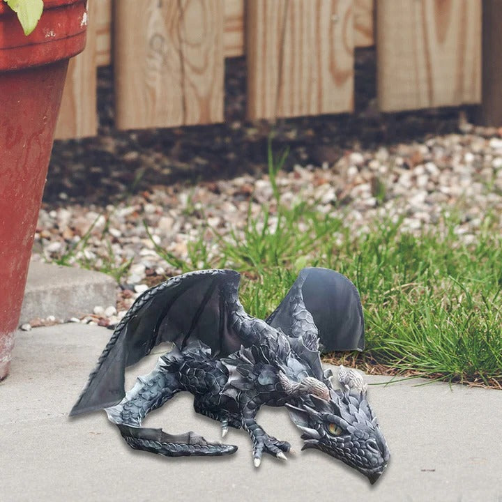 Skorter | Crouching Dragon Guardian Statue