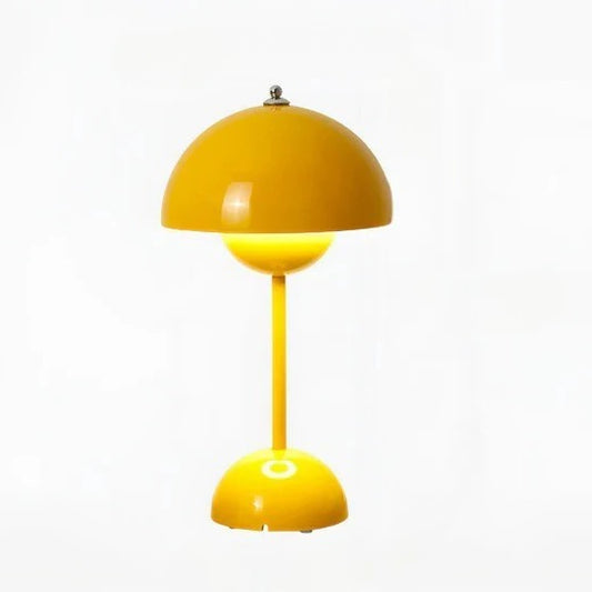 Skorter | Modern Nordic Mushroom Lamp with Soft Ambient Lighting