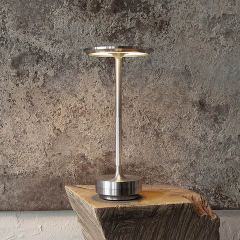 Skorter | Eluminar - Premium table lamp