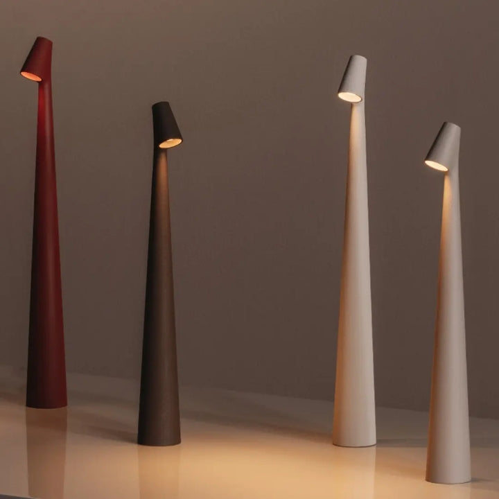 Skorter | Sculpting table lamp