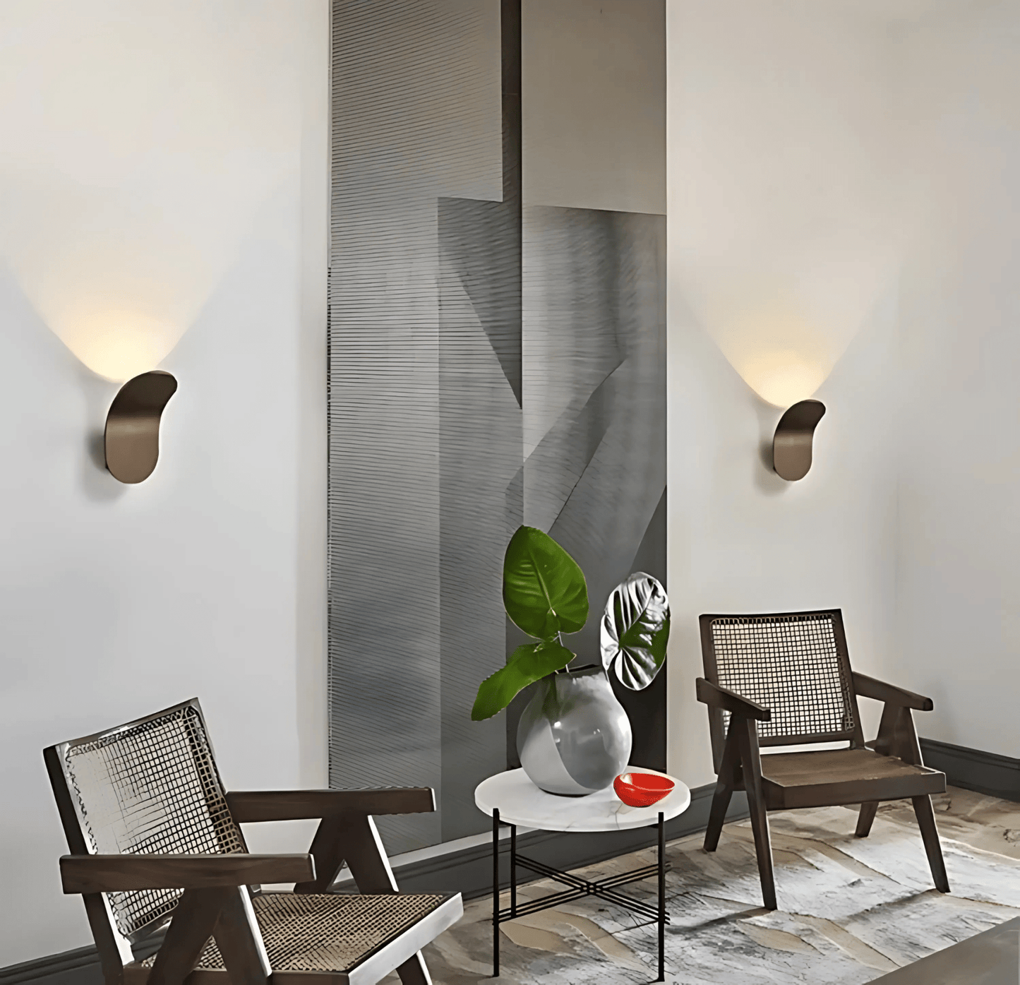 Skorter | Modern Curved Wall Lamp with LED Light