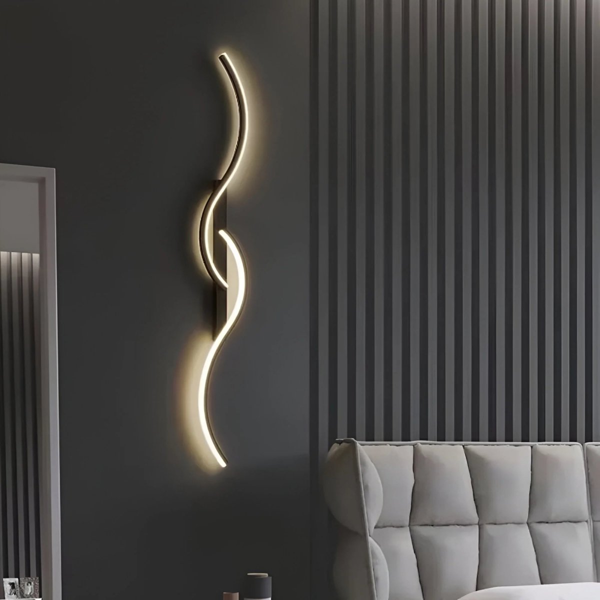 Skorter | LINEALUX – Curved LED Wall Sconce for Modern Ambient Lighting