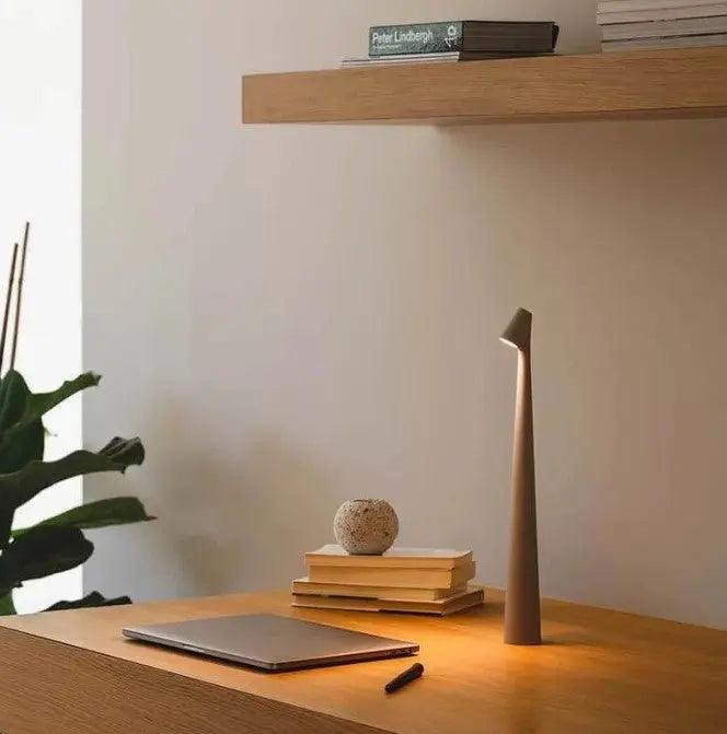 Skorter | Dorsø - L'ummiere D'apol table lamp