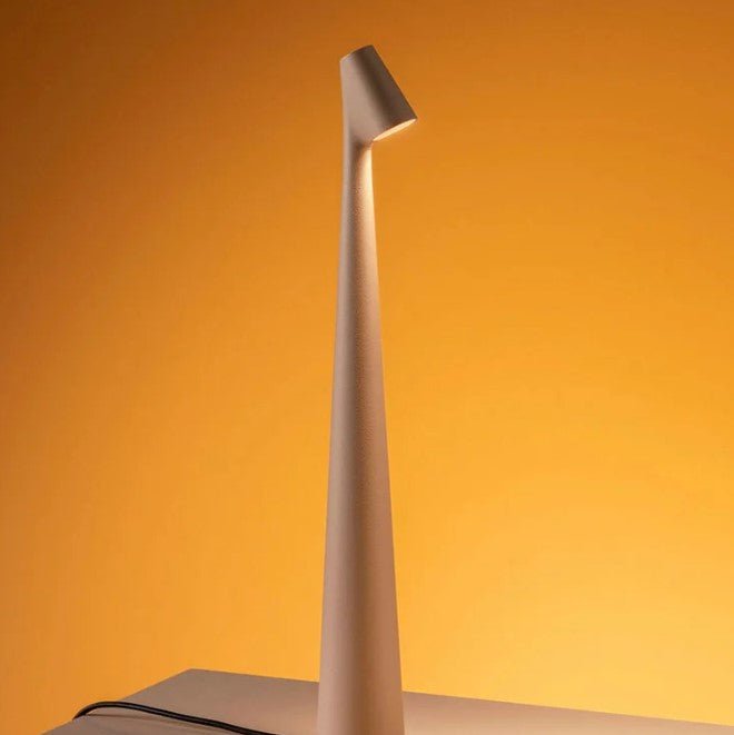 Skorter | Portable Table Lamp