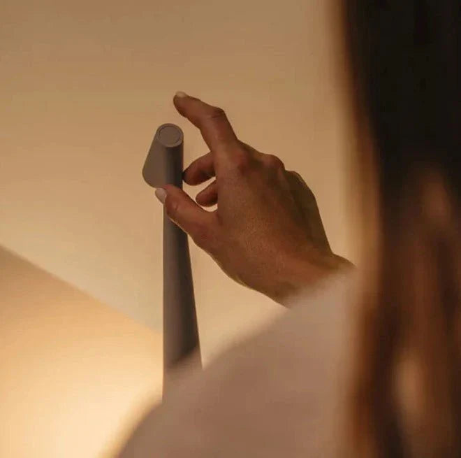 Skorter | LED Wireless Mood Lamp - Nordic Minimalist Design for Reading & Dining Use