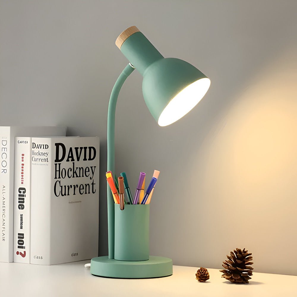 Skorter | LumoDesk – LED table lamp with pen holder for organization and lighting