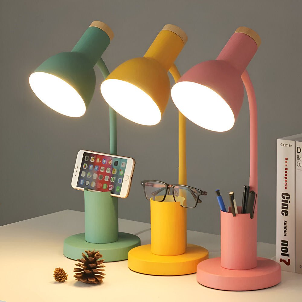 Skorter | LumoDesk – LED table lamp with pen holder for organization and lighting