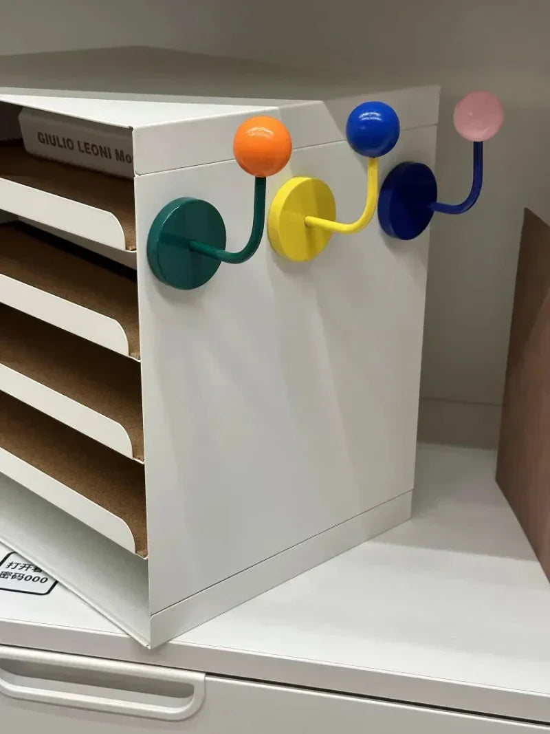 Skorter | Eames Dot Color Rush Hook Magnet