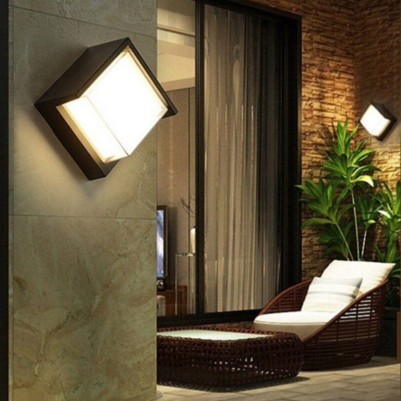 Skorter | Modern Outdoor LED Wall Light with Motion Sensor – Waterproof IP65 Security Lighting
