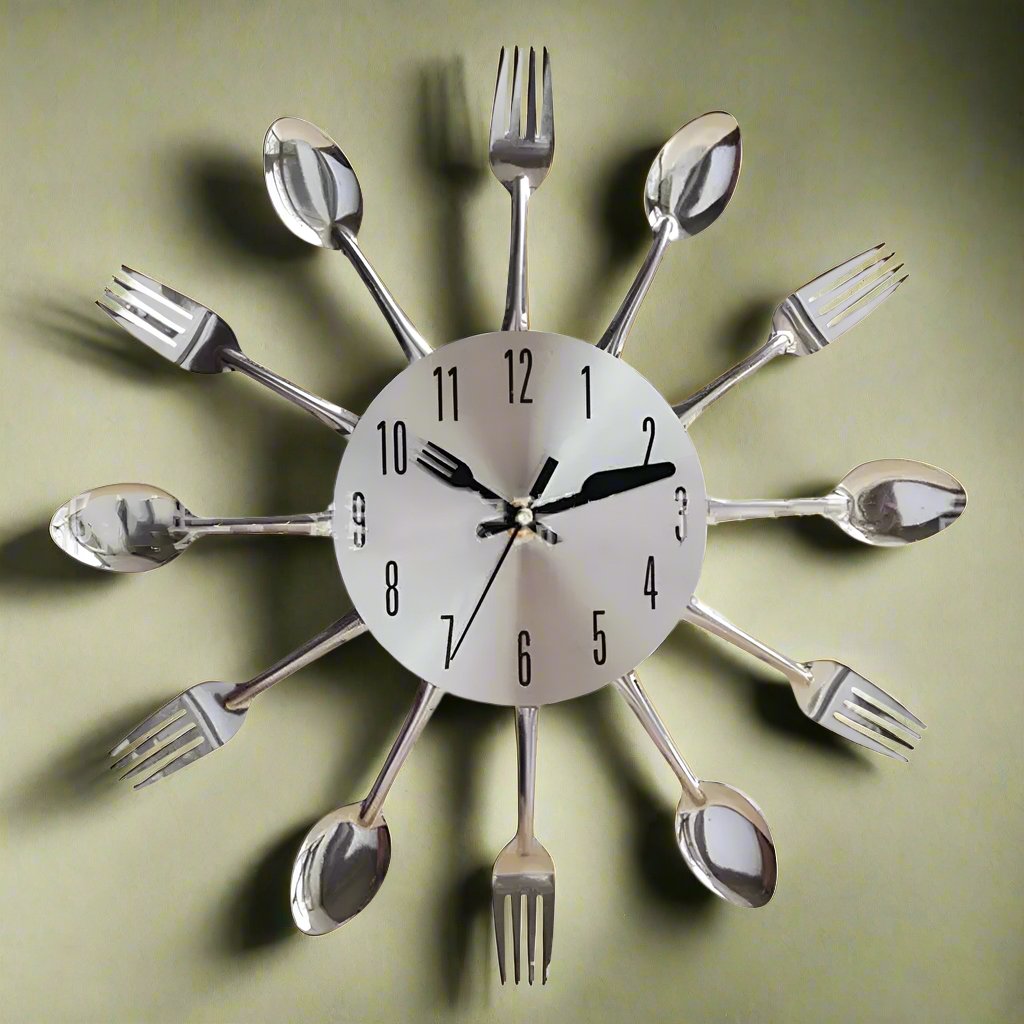 Skorter | Bestek Design Wall Clock - Stylish - Functional - Perfect for Kitchen