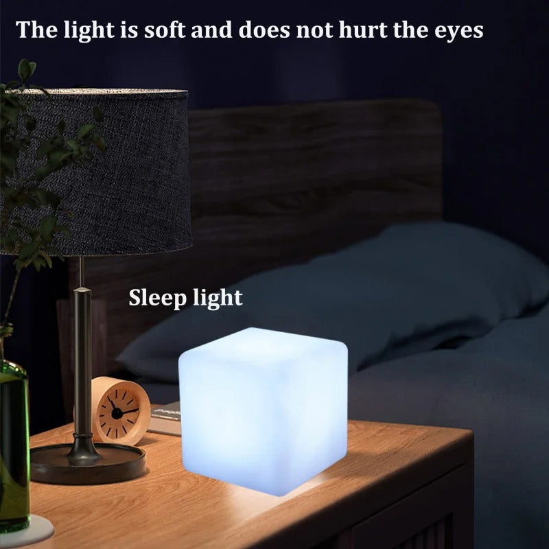 Skorter | Cube Lamp - Modern Square Lamp with Ambient Lighting