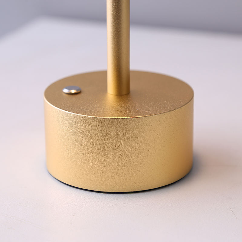 Skorter | Radiance Wireless Table Lamp