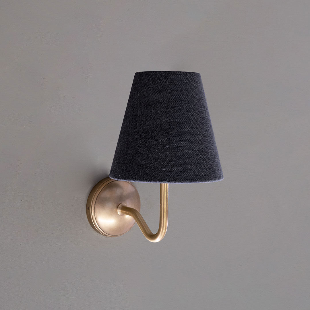 Skorter | Malvern Small Wall Lamp Basalt Gray - Antique Brass