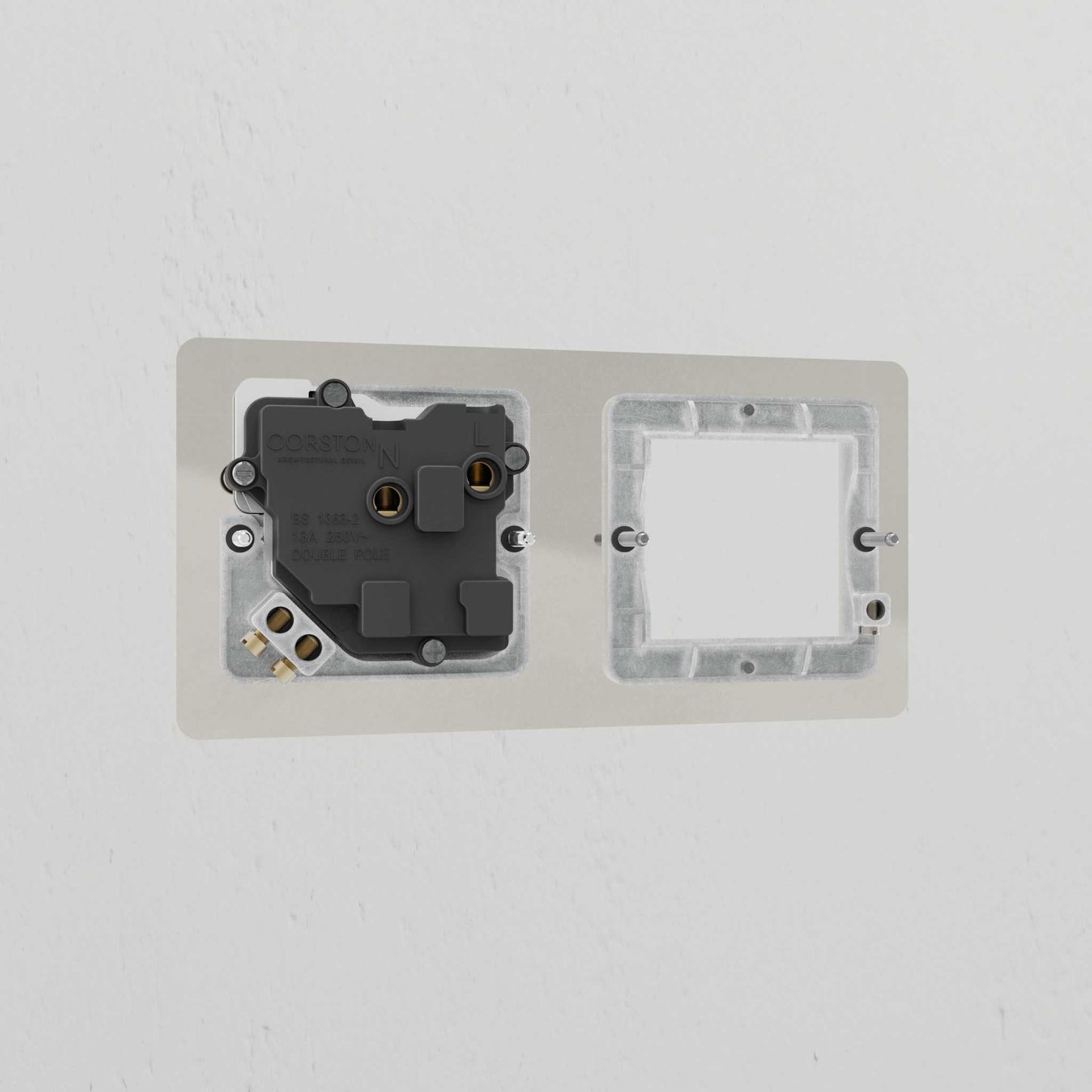 Skorter | 1G 50mm Module & Single Socket UK Plate - Polished Nickel White