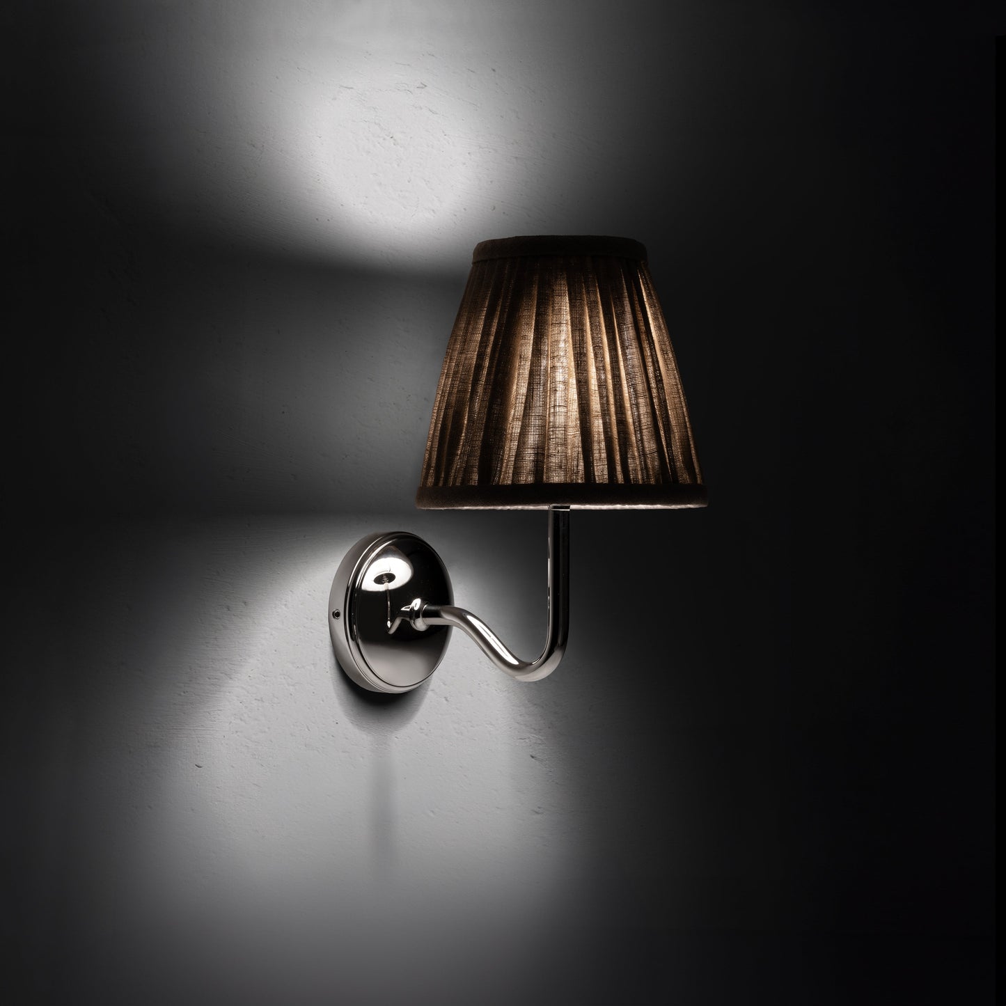 Skorter | Malvern Small Wall Lamp Pleated Natural Beige - Polished Nickel