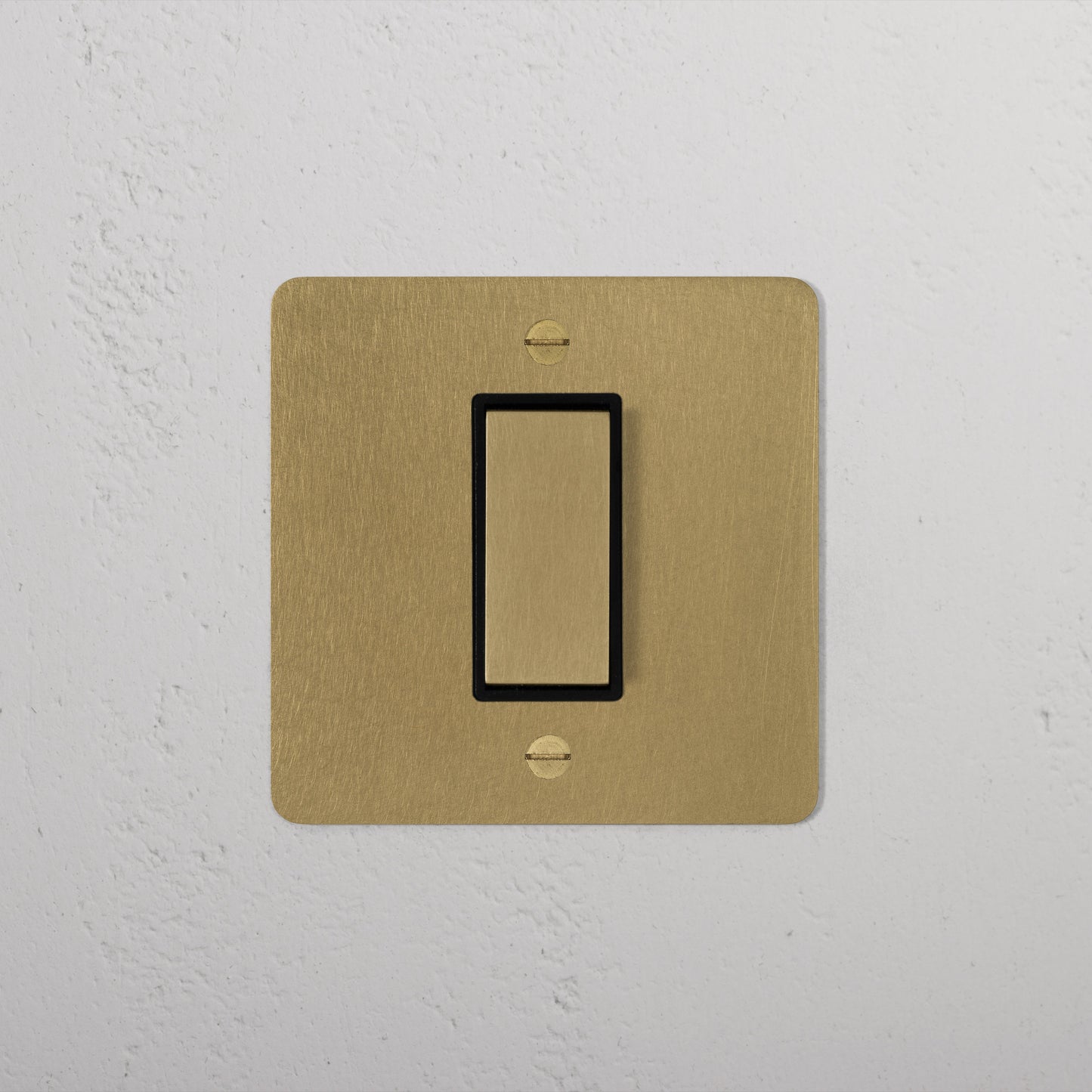 Skorter | 1G Center Retractive Rocker Switch - Antique Brass Black