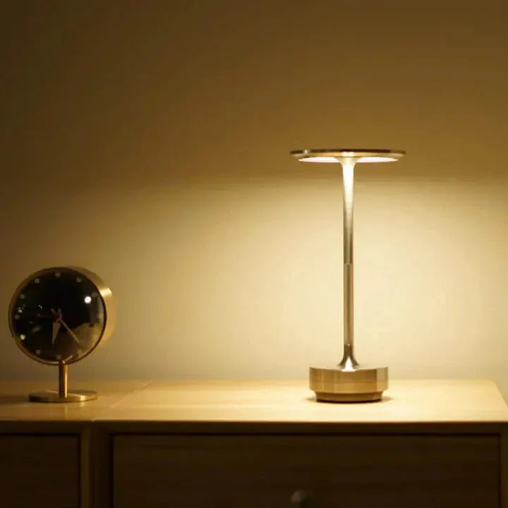 Skorter | Metallic Wireless Table Lamp