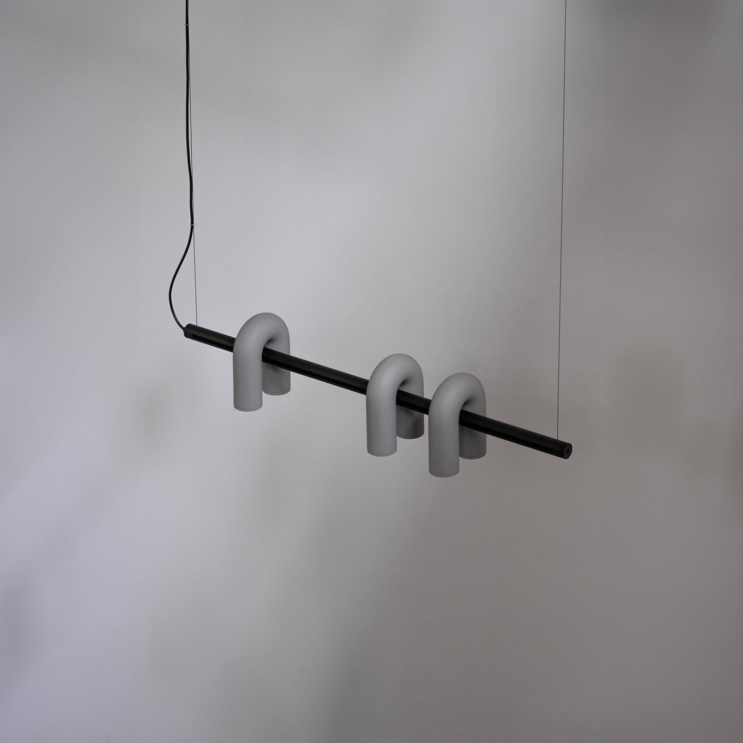Modern Arc Elegance Chandelier - Cirkus Chandelier - SKØRTER
