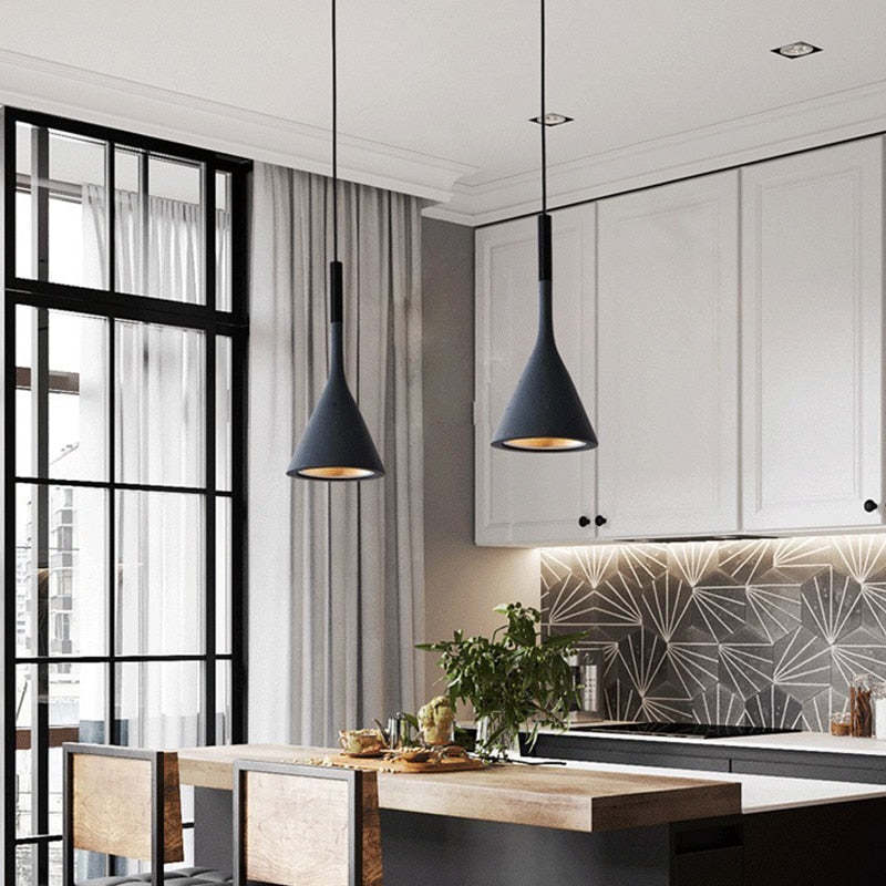 Skorter | Modern Triangle Pendant Lamp - Trionda