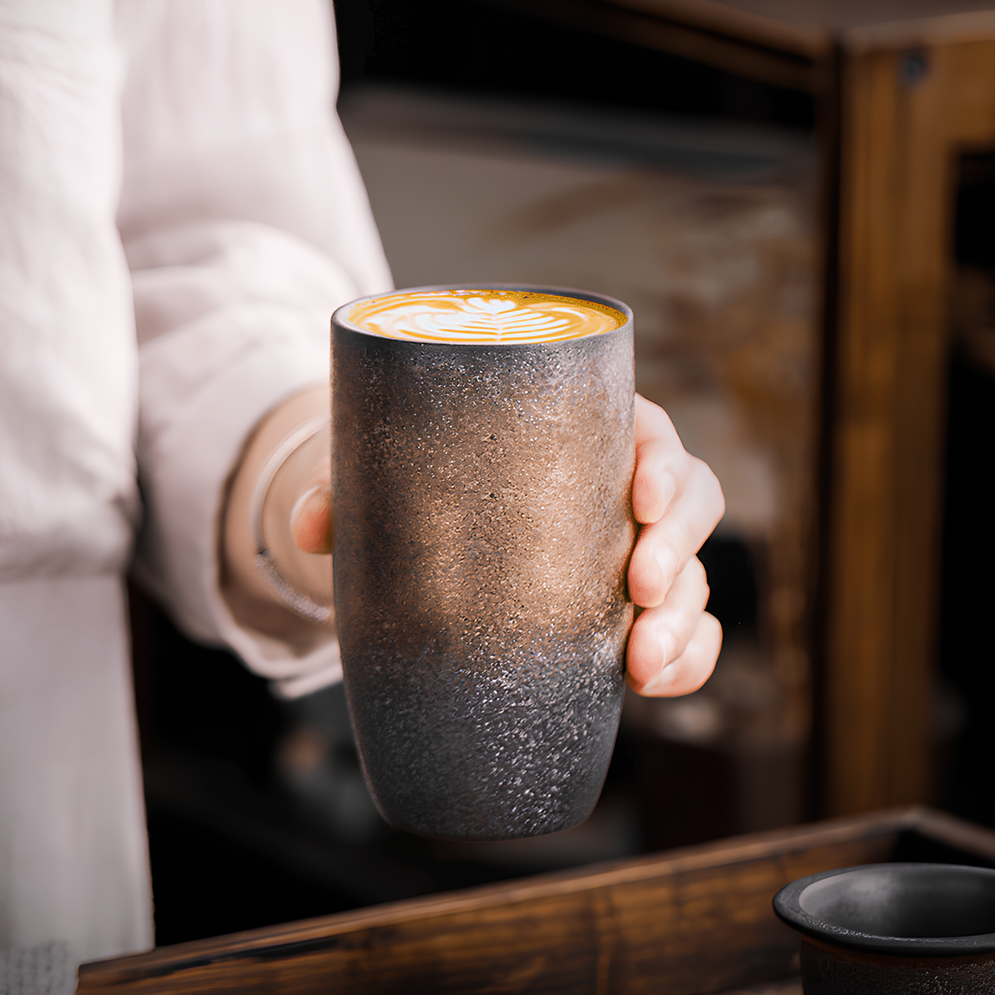 Skorter in ceramic with infuser and lid