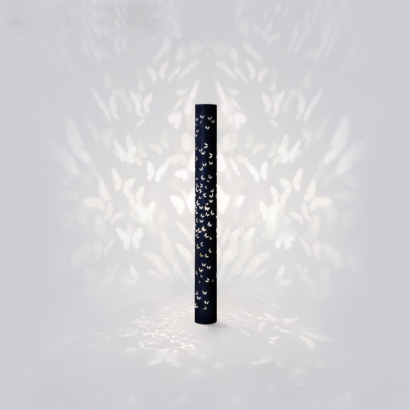 Norfried Column Floor Lamp - SKØRTER