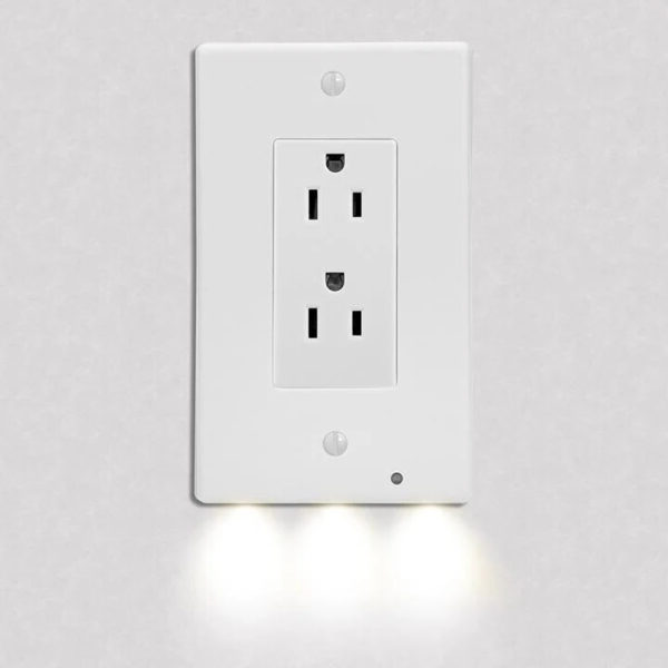 Skorter | Pack 4x LED Night Light Outlet Cover | Energy-Efficient, Automatic Sensor & Safe for Kids' Rooms
