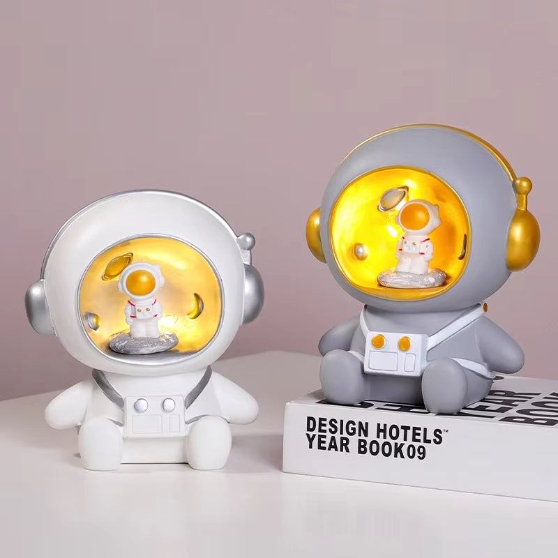 Skorter | 2-in-1 Astronaut Piggy Bank & Night Lamp For Kids