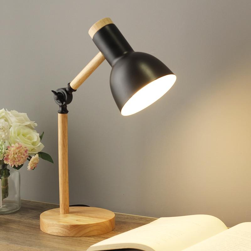 Skorter | Nordic Wood Desk Lamp – Minimalist and Elegant Lighting