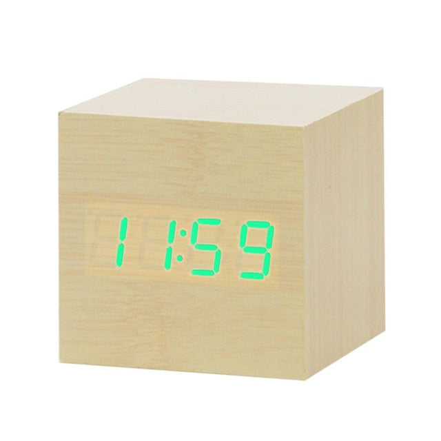Skorter | Minimalistic Digital LED Alarm Clock with Voice Control – Sleek Design and Clear Display for Effortless Mornings