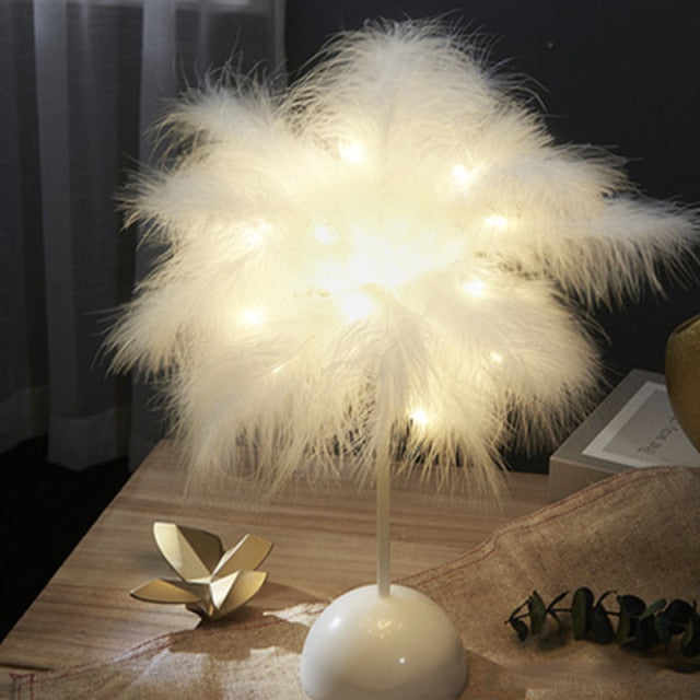 Skorter | Feather Palm Creative Table Lamp