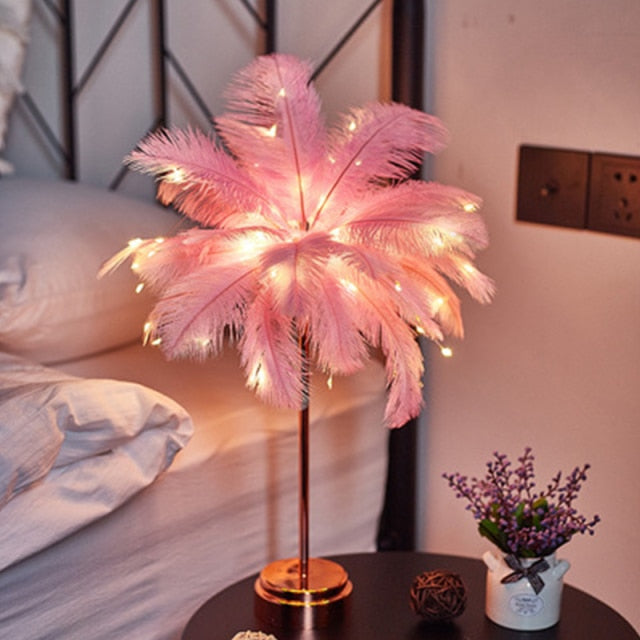 Skorter | Feather Palm Creative Table Lamp