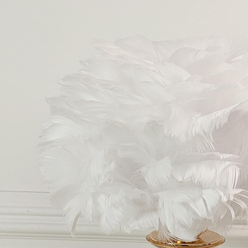 Skorter | Sara Gold Tripod Feather Table Lamp