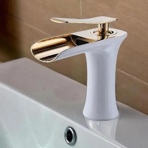 Single Handle Gold Bathroom Faucet - SKØRTER