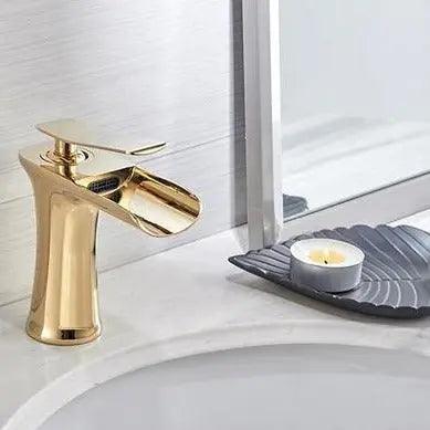 Single Handle Gold Bathroom Faucet - SKØRTER