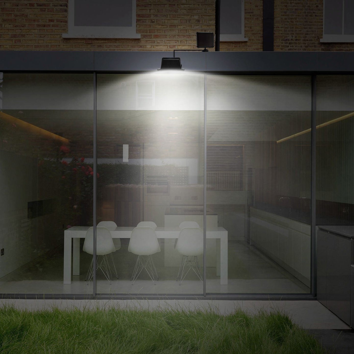 Skorter | Solar Wall Light 120 LEDs
