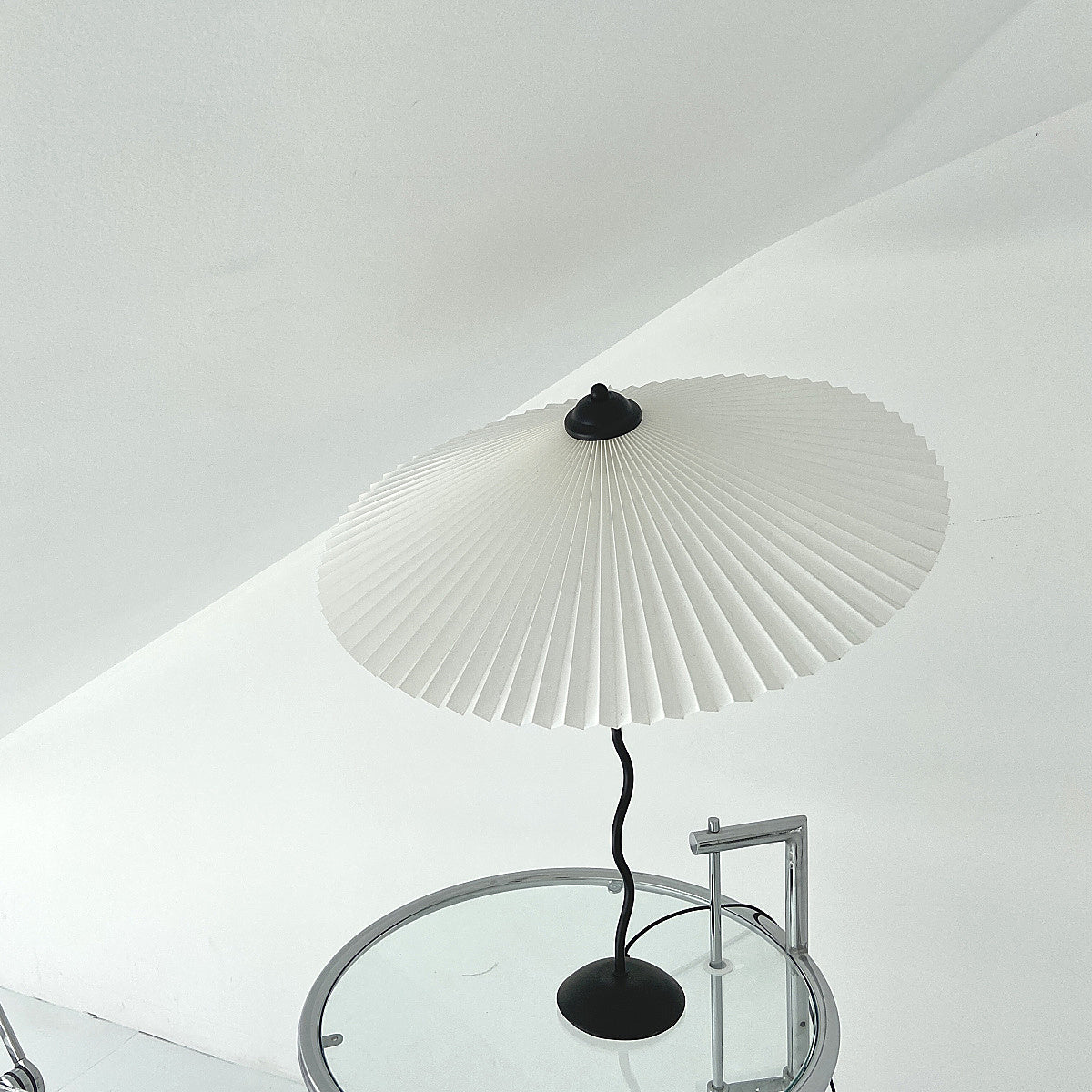 Squiggle Umbrella Table Lamp - SKØRTER