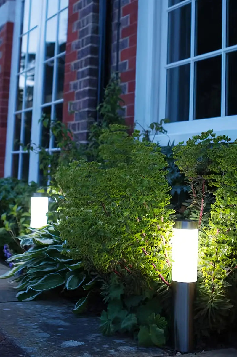 Skorter | Solar Outdoor Light | Waterproof, Energy-Efficient & Easy to Install for Garden and Pathway Illumination