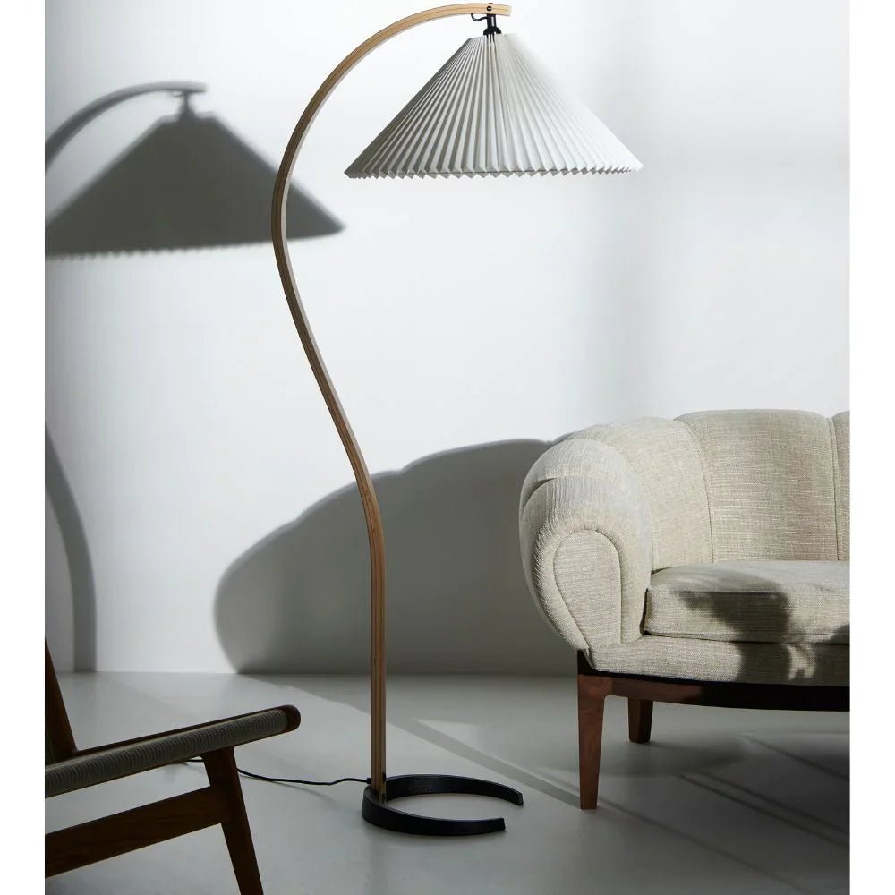 Timberline Wooden Floor Lamp - SKØRTER