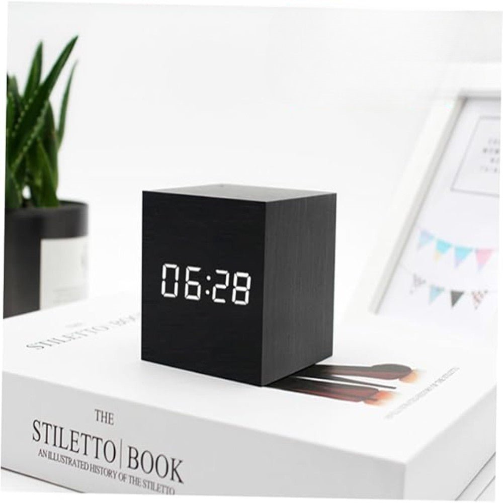 Skorter | ZENICUBE – Minimalist LED Alarm Clock with Time, Date & Temperature Display