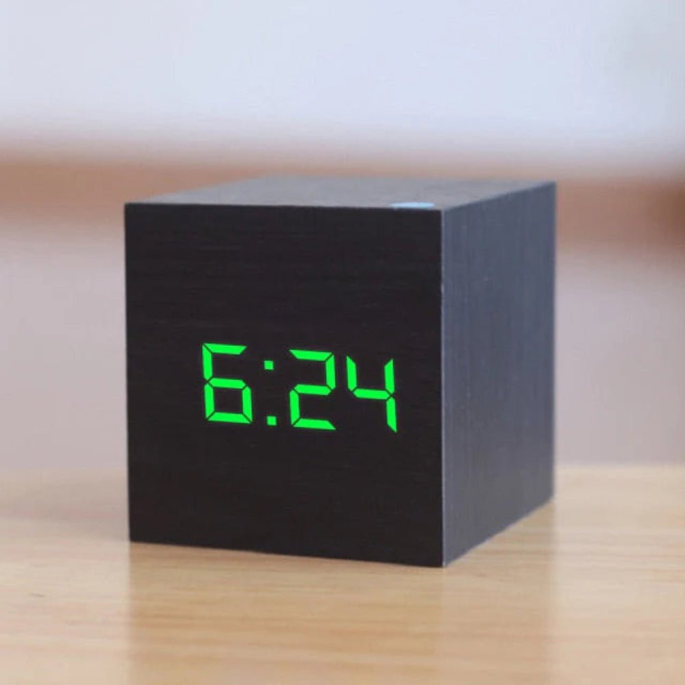 Skorter | ZENICUBE – Minimalist LED Alarm Clock with Time, Date & Temperature Display