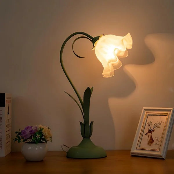 Skorter | BloomBeam - Adjustable Retro Table Lamp