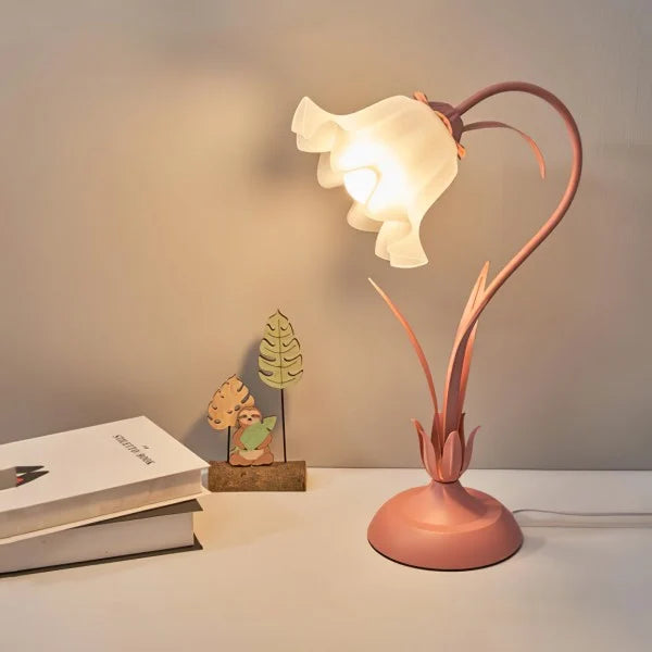 Skorter | BloomBeam - Adjustable Retro Table Lamp