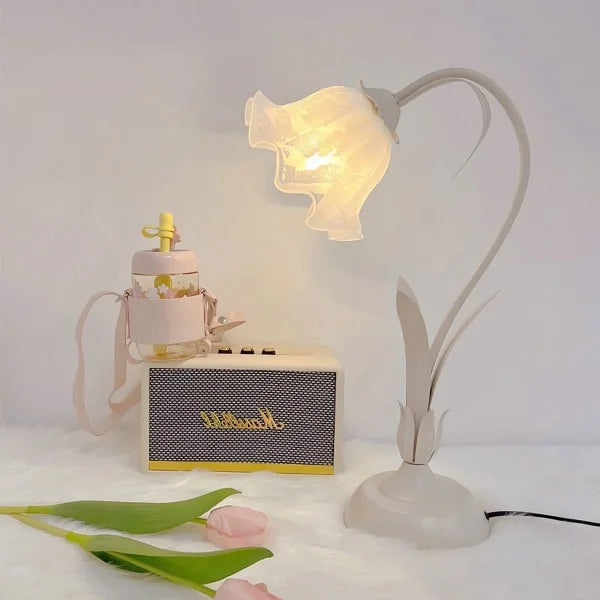Skorter | BloomBeam - Adjustable Retro Table Lamp