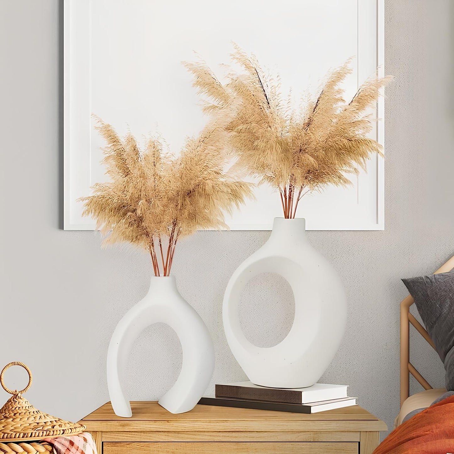 Skorter of two interwoven vases - Decorative harmony