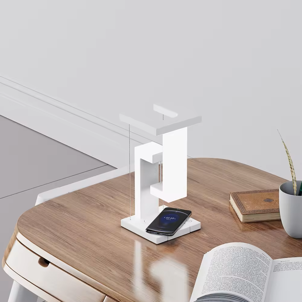 Skorter | Wireless Charging Lamp - AetherGlow