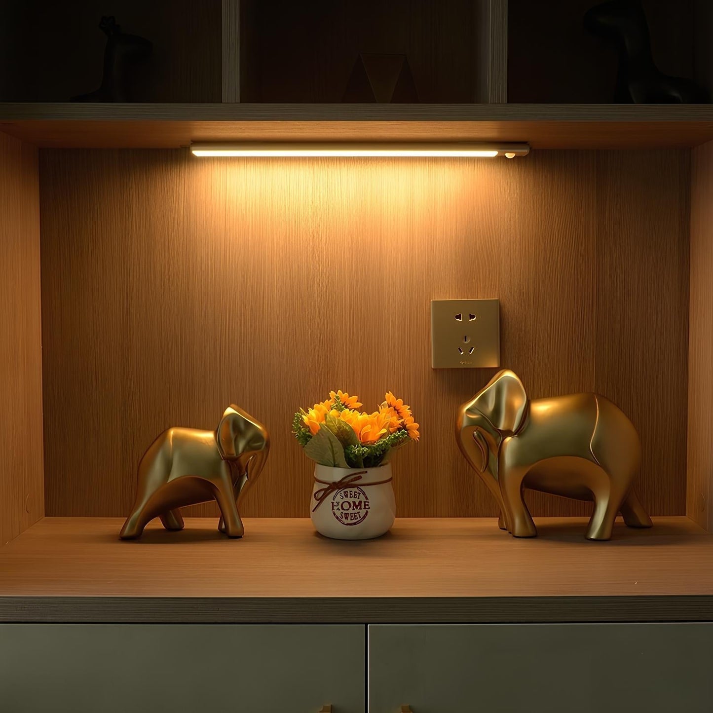 Skorter | Wireless Motion Sensor Lamp - GlowMotion