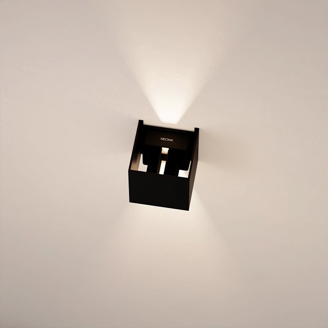 Skorter | LumenGuard - Modern Wall Lamp