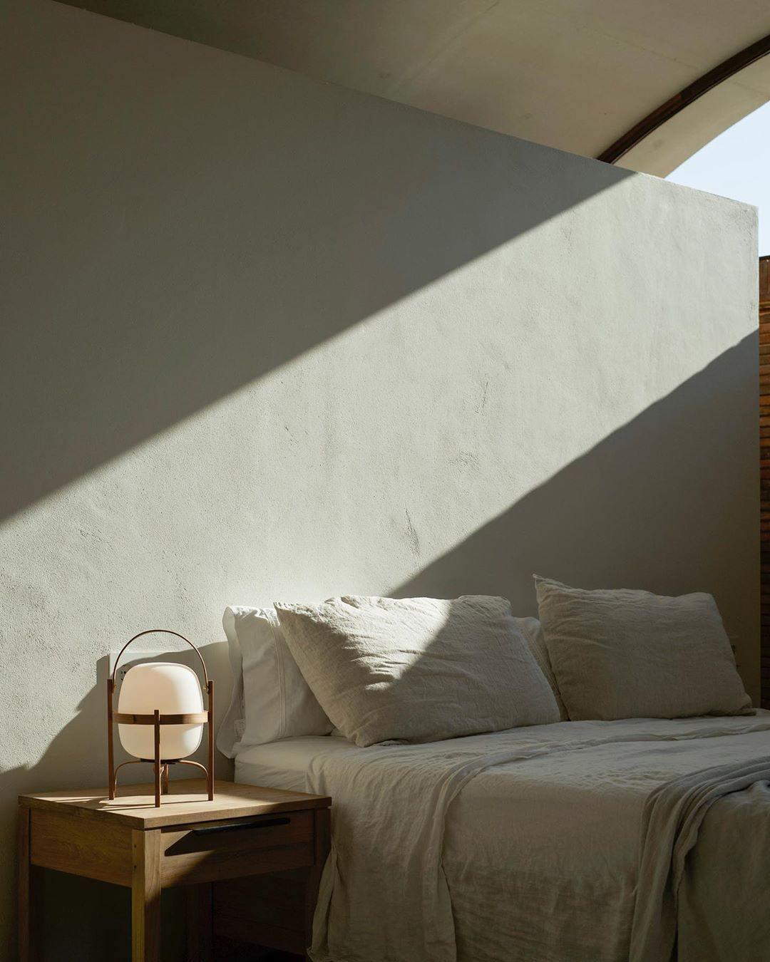 Portable Lantern Glass Table Lamp - SKØRTER