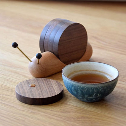 Skorter | Cute Wood Cup Coaster, with 5 Pieces and Snail-shaped Holder, for Cup, Mug, Bowl & More