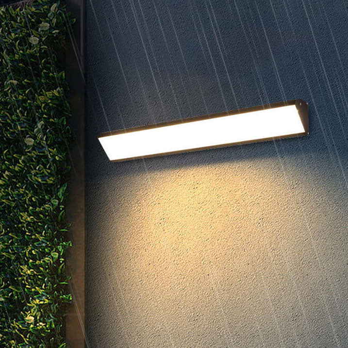 Skorter | AquaBar Modern LED Outdoor Wall Light | Aluminum & Acrylic | Durable & Waterproof | Warm White | Various Sizes